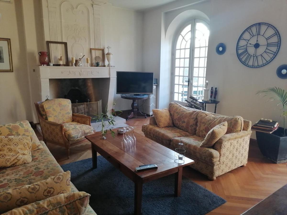 Chambre D Hote De La Paix La Rochefoucauld Exterior foto
